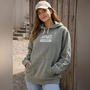 NWOT American Eagle Outfitters 1977 Hoodie